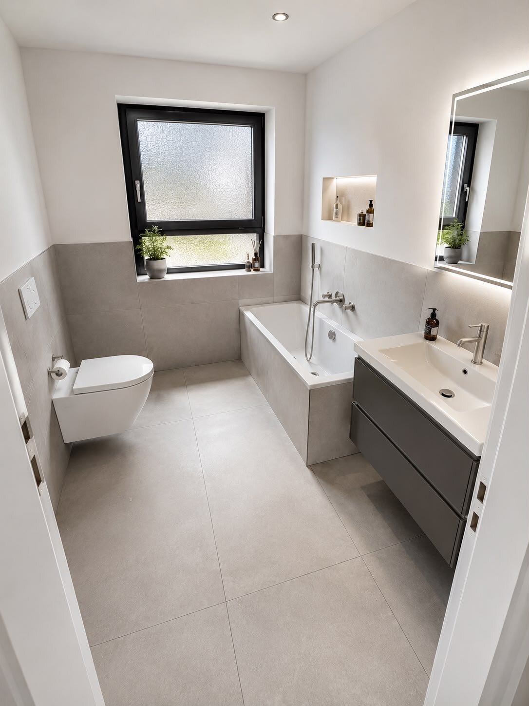 Badsanierung – Badezimmer mit eingefliester Wanne