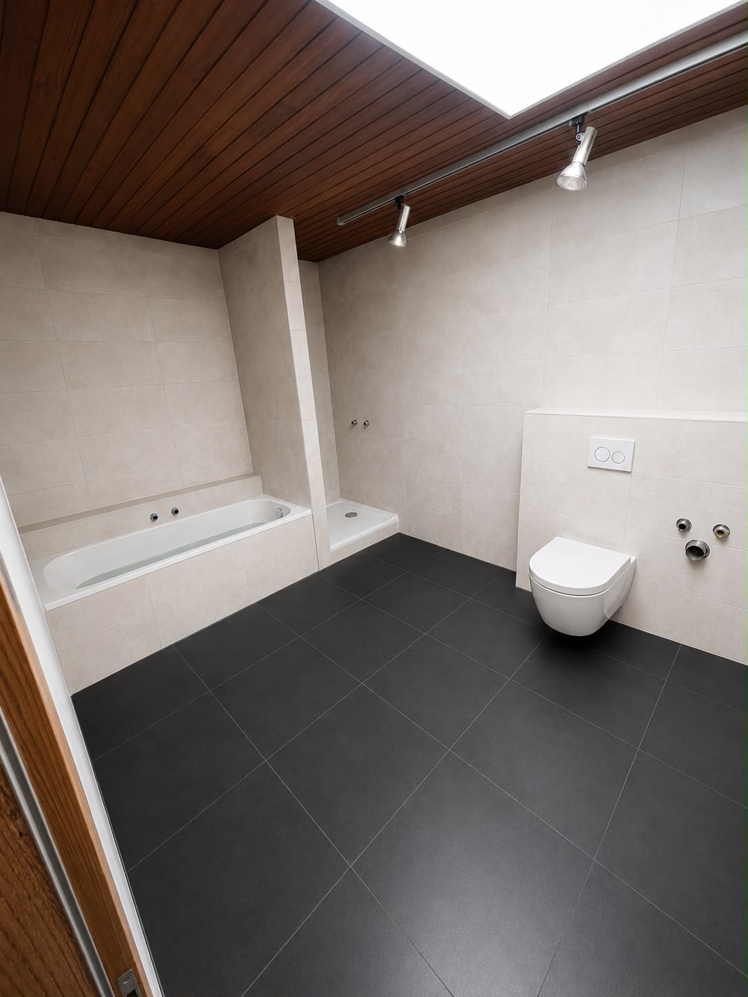 Badezimmer mit Badewanne – Fliesenverlegung
